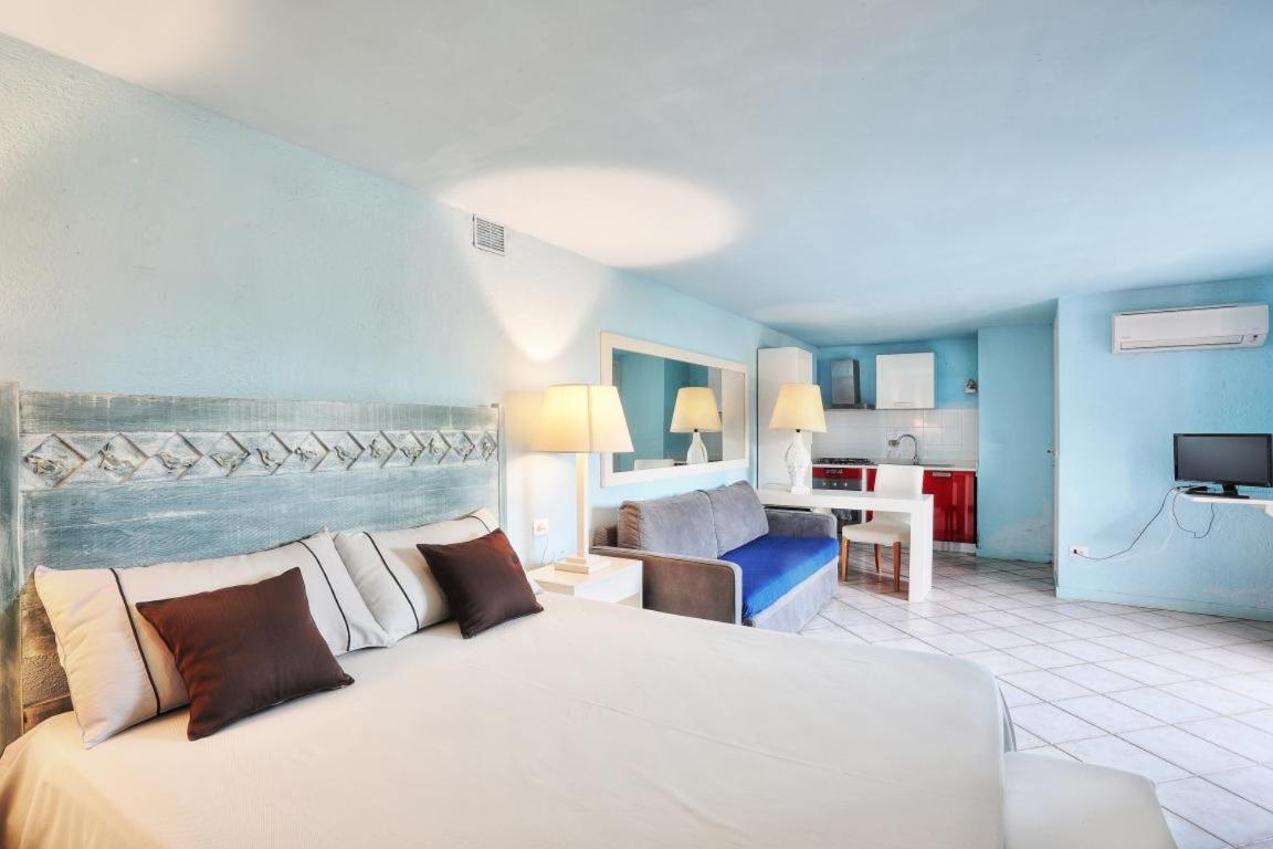 Residence Les Oliviers Порто Адзуро Екстериор снимка